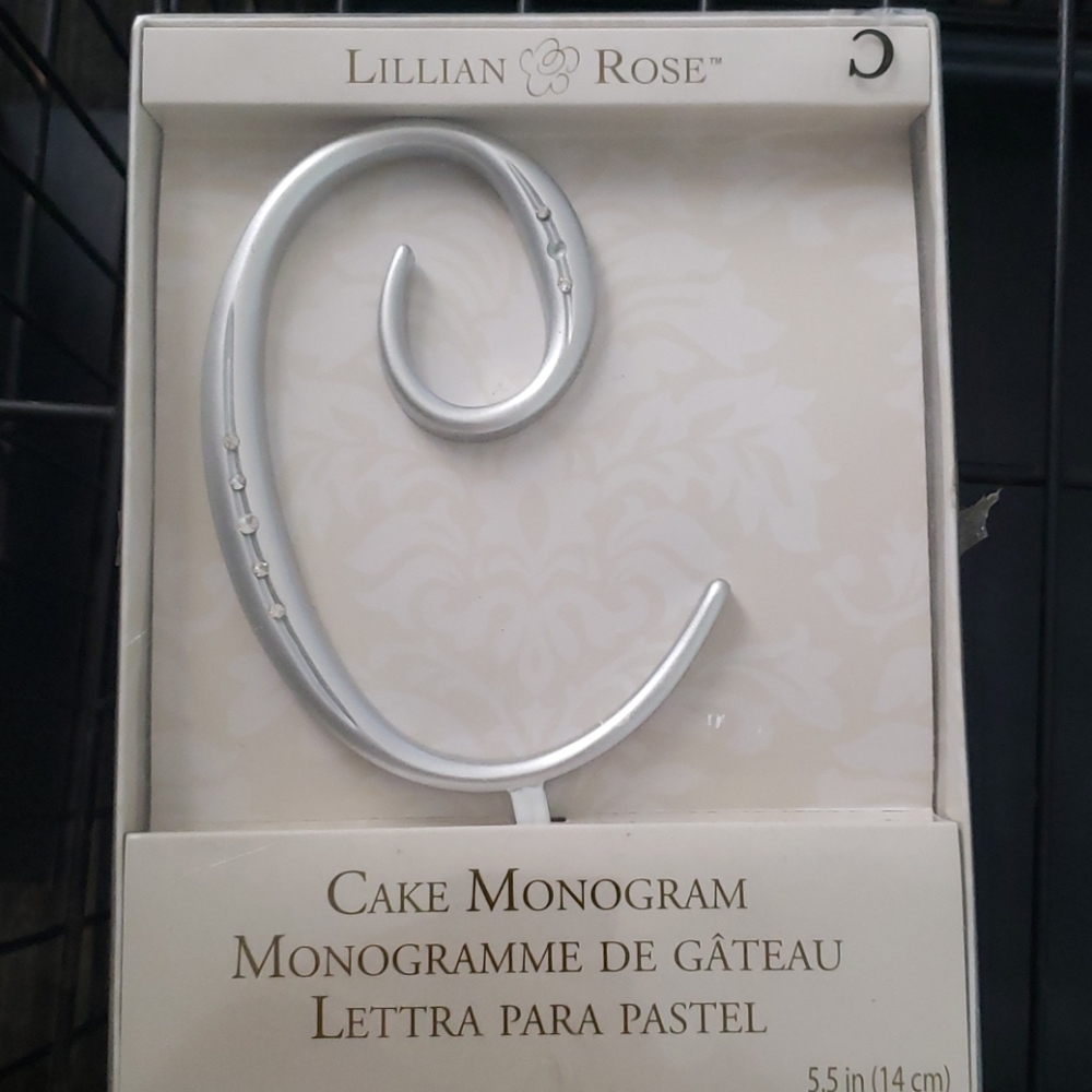 Monogram letter C